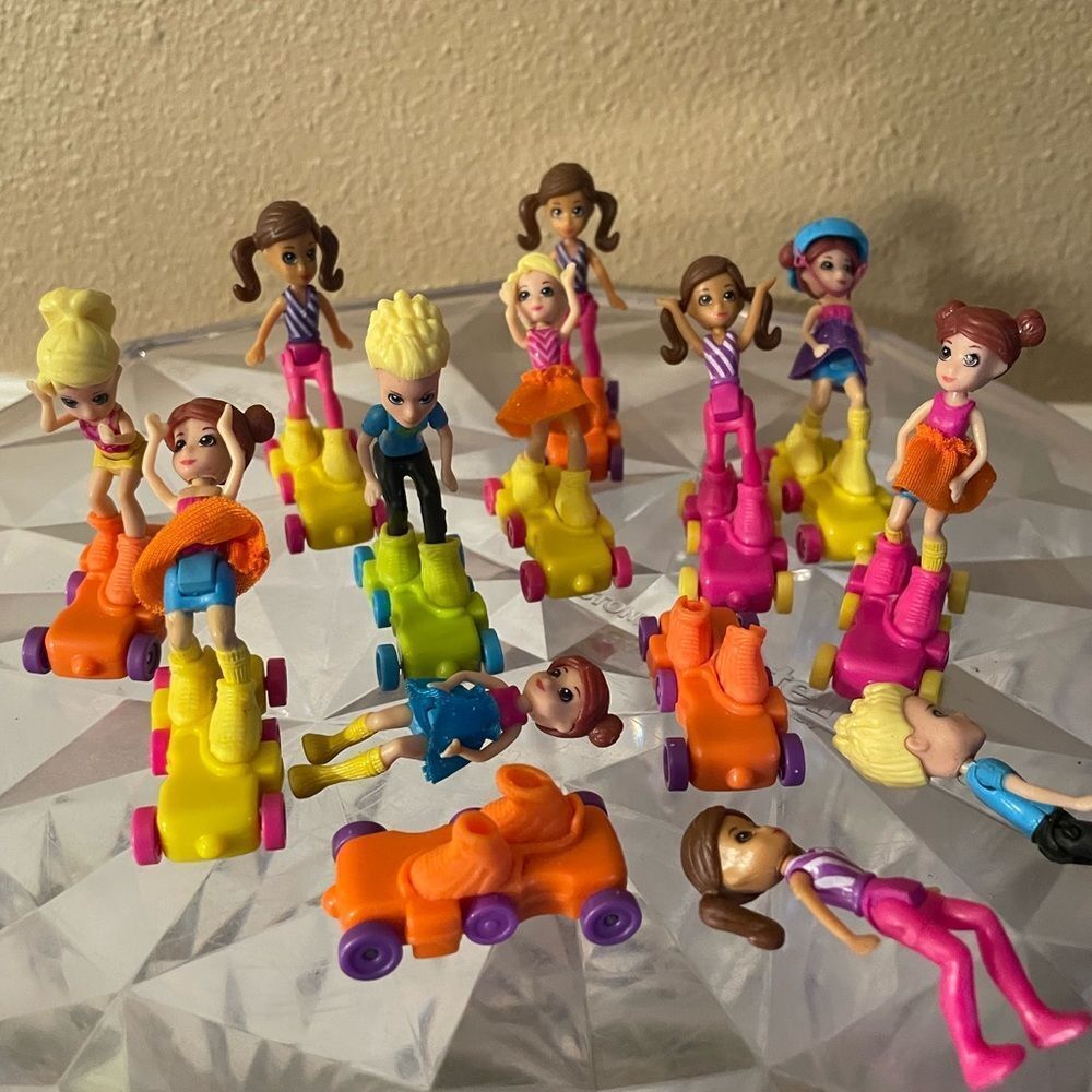 Polly Pocket Dolls Skateboarding Dolls Lot of 12!